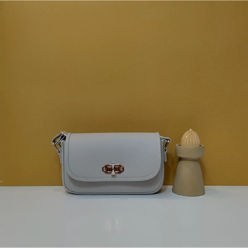 مرجع تخصصی کیف بزرگمهر