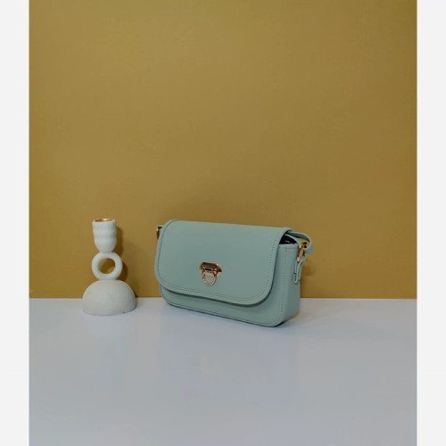 مرجع تخصصی کیف بزرگمهر