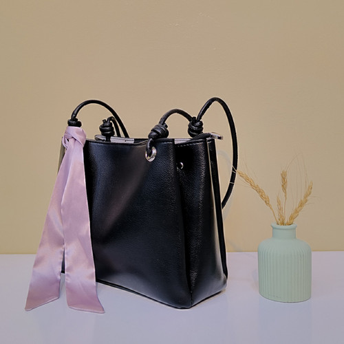 مرجع تخصصی کیف بزرگمهر